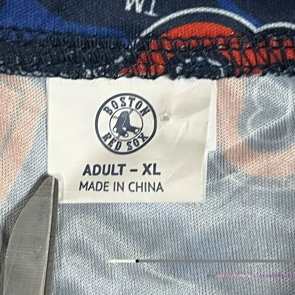 Boston Red Sox Shirt Mens XL Button Up Hawaiin Baseball Gloves Hotdogs Promo AOP - Picture 5 of 11